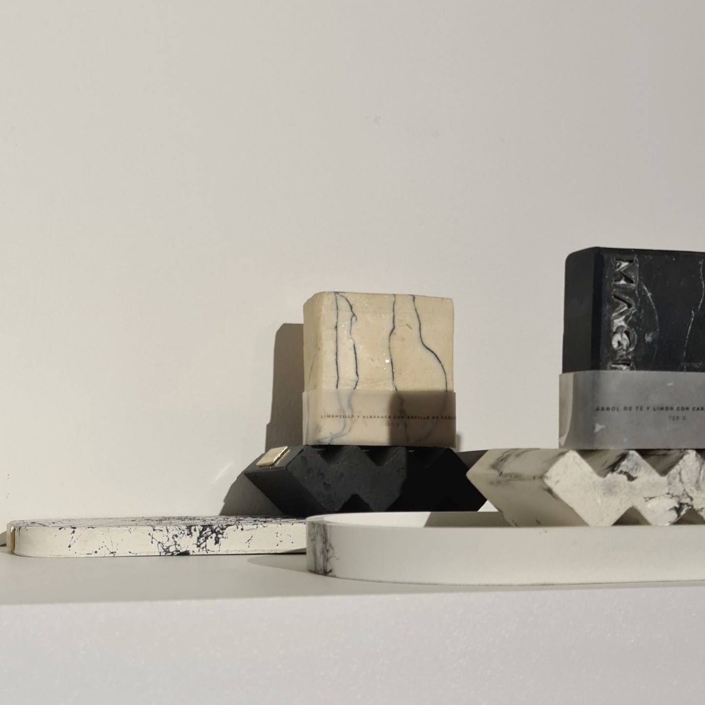 Jabonera "WaveBlock"