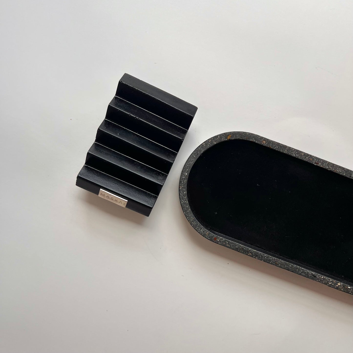 Set Esencial: Base 24x10cm + Jabonera